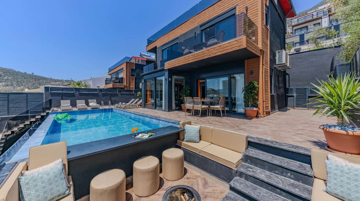 Private Pool